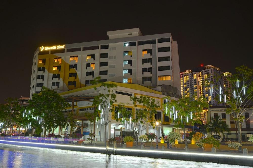 Malacca Wana Riverside Hotel מראה חיצוני תמונה